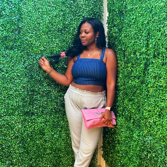 Meet Your Posher! - Picture 2 of 2